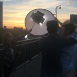 Ein Filmteam auf einer Brücke, Ein Dreh von InZwischenZeit:Filme